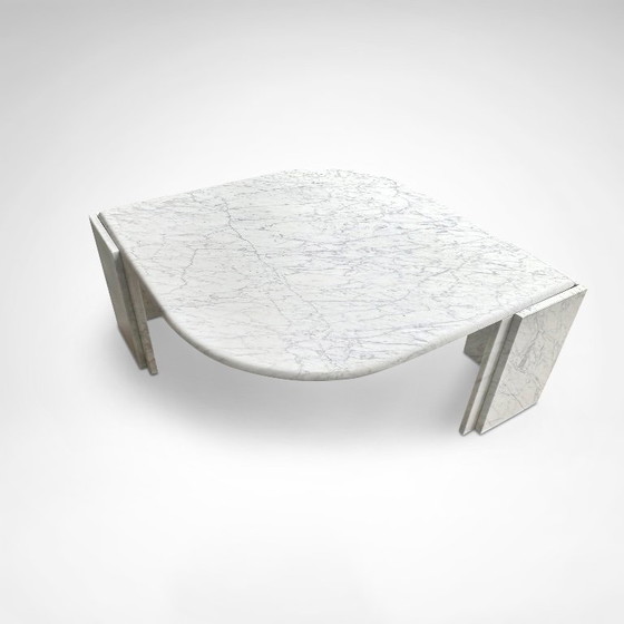 Image 1 of Tropfenförmiger Couchtisch aus Carrara-Marmor, Deutschland, 1980er Jahre