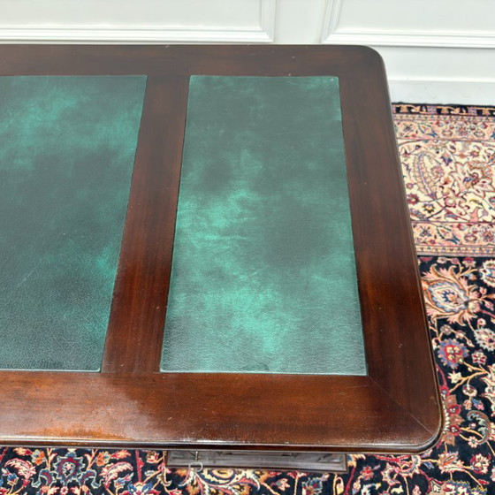 Klassischer englischer Schreibtisch mit grüner Ledereinlage – Leather, Wood (photo 18 of 19)