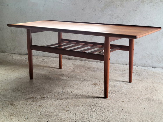 Grete Jalk GJ106 Couchtisch für Glostrup Møbelfabrik, Dänemark 1960, Couchtische, Holz, Braun (Foto 4 von 9)