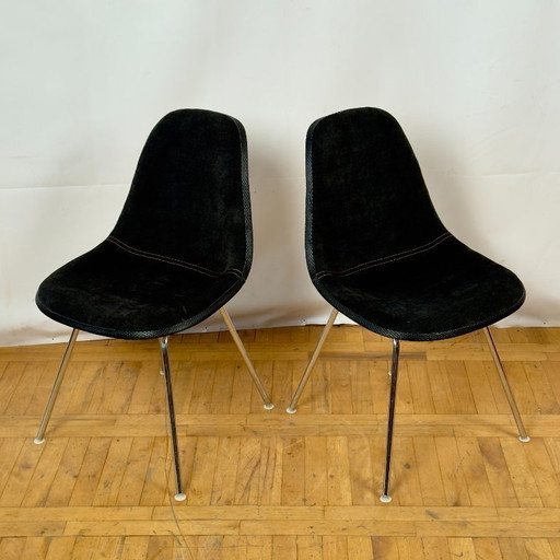 Vintage Herman Miller DSX Fiberglass Chair by Ray & Charles Eames, 1971 — Mid-Century Modern Icon, Black Upholstery