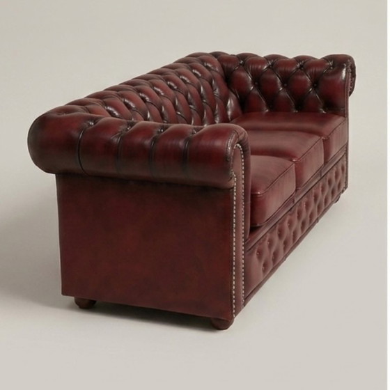 Image 1 of Canapé Chesterfield vintage 3 places en cuir bourgogne - structure en teck, années 60