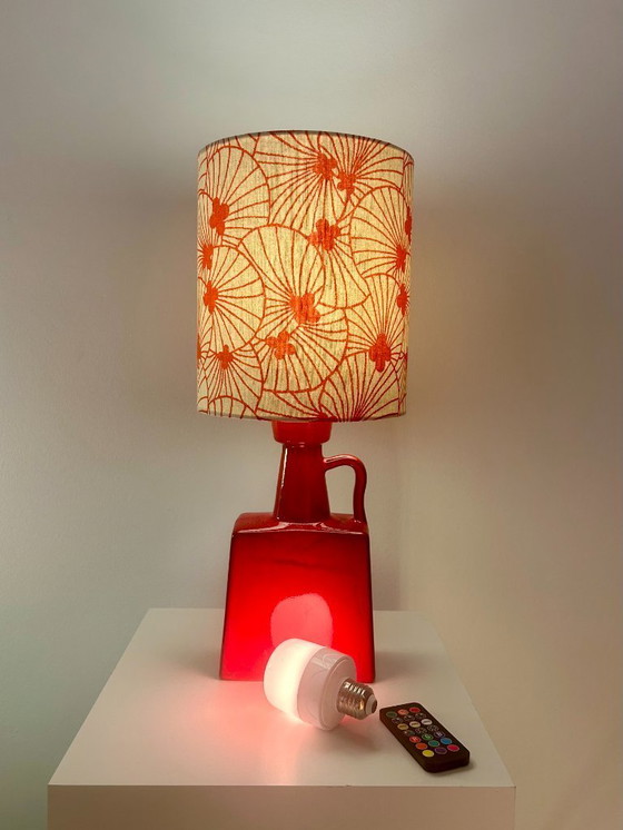 Image 1 of Außergewöhnliche Vasenlampe aus seltener Marei-Kaminvase – kabellose Akzentlampe mit japanischem Stoffschirm