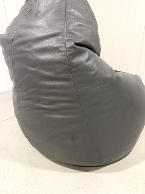 Image 1 of Pouf en cuir Zanotta Sacco grand modèle, années 1980