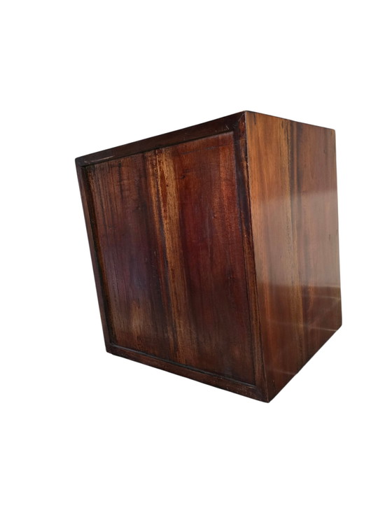 Image 1 of Cassettiera vintage in legno con 4 cassetti – stile biblioteca/farmacia