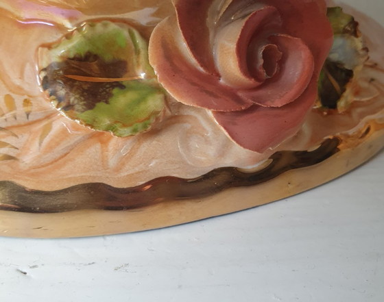 Image 1 of Elegant Bequet Quaregnon style jardinière - pink/white with gold finish