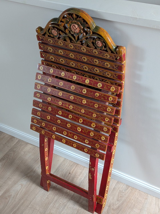Image 1 of Poltrona pieghevole vintage dipinta a mano – Sud asiatico/pakistano – metà del XX secolo