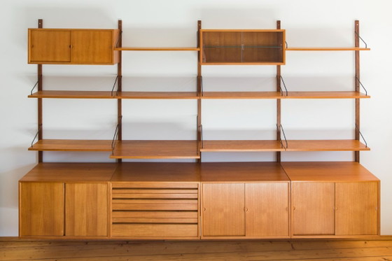 Image 1 of Modulair wandplankensysteem van Poul Cadovius voor Cado, jaren 60.