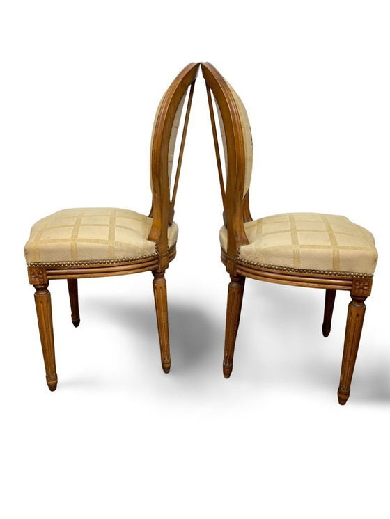 Image 1 of 2x Louis XVI Medaillon Stoelen - XIXe eeuw - Crème/honingkleur