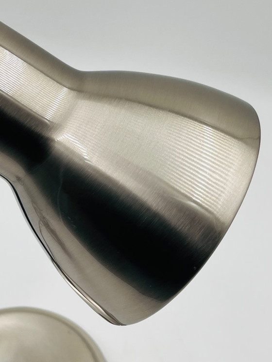 Image 1 of Geborstelde roestvrijstalen lamp uit de jaren 90