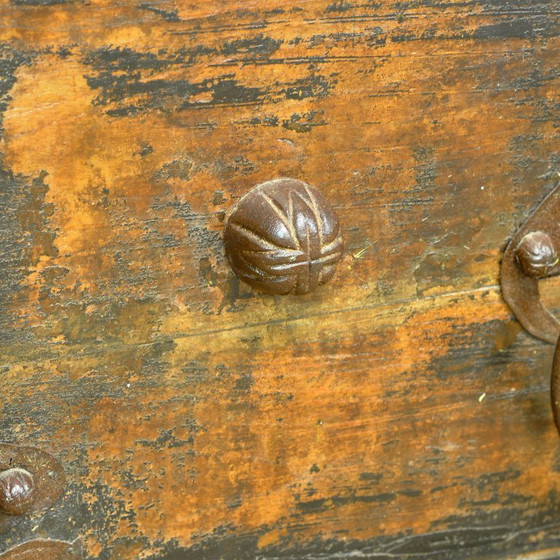 Antico baule in legno giapponese, circa 1890 – Armadi contenitori, Iron, Wood (photo 12 of 17)