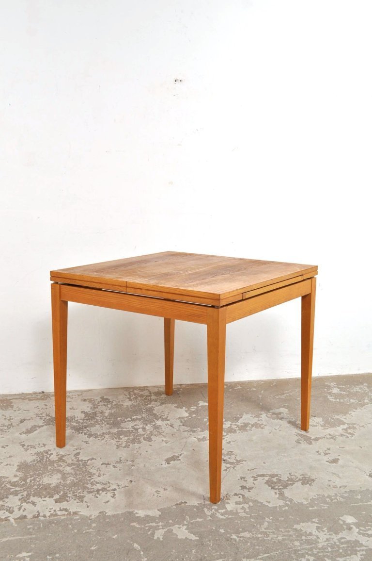 Vintage uitschuifbare eettafel in essenhout, jaren 60