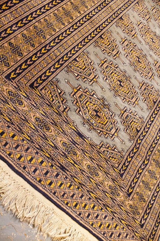 Antique Wool Persian Bokhara Rug with Grey-Brown Pattern – Rugs & carpets (photo 5 of 6)