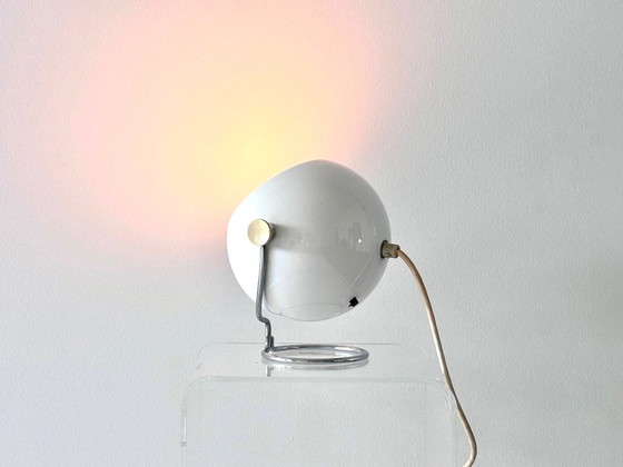 Concord Eyeball Tischleuchte, Space Age Design, Tischlampen, Metall, Chrom, Weiß, Mid Century Modern (Foto 7 von 15)