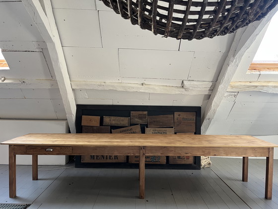 Image 1 of 4-Meter-Esstisch aus Kiefernholz