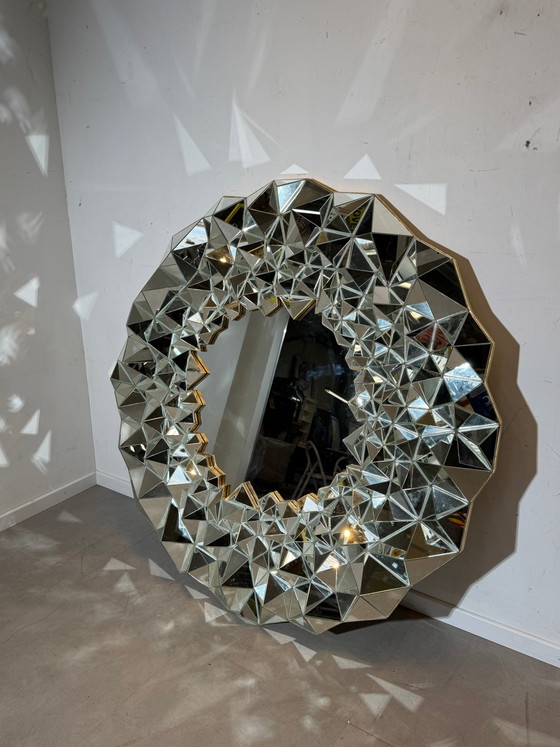 XL Facetspiegel met Zonnestralenmotief – Sculpturaal Prismaspiegel – Ø 160 cm (photo 6 of 6)