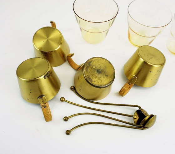 Image 1 of Ensemble de 4 verres à thé style années 50, signés Hein Matten, support en laiton, anses en raphia.