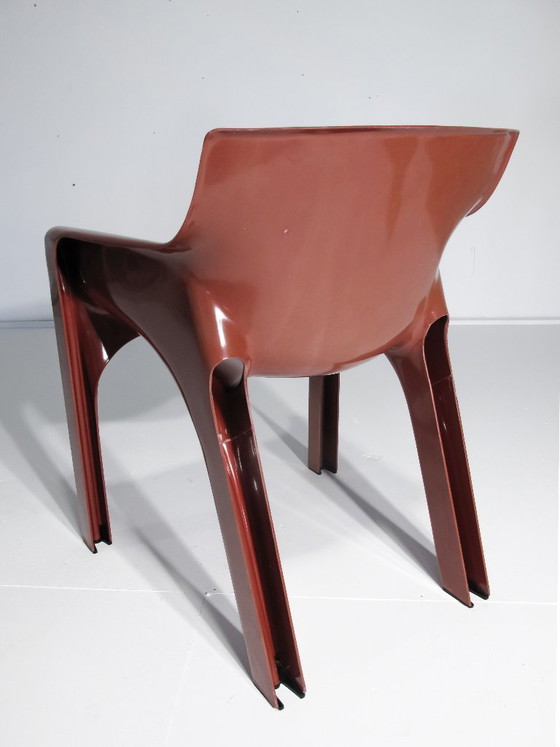Image 1 of Artemide Gaudi stoel van Vico Magistretti / Rood / Octrooi aangevraagd