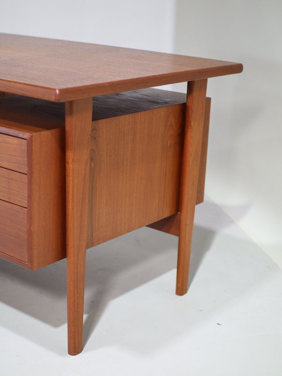 Image 1 of Bureau Kai Kristiansen FM60 in teak vintage design Deens