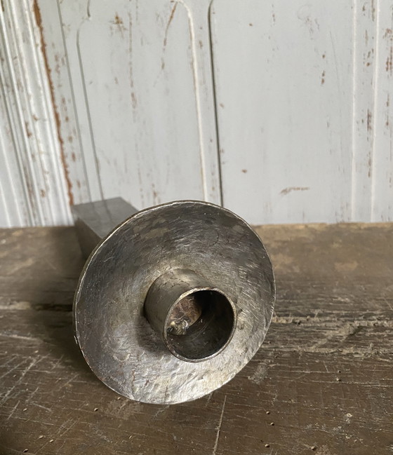 Bougeoir brutaliste – vintage, Bougeoirs et chandeliers, Métal (photo 11 of 11)