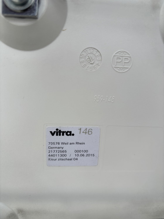 Silla mecedora Vitra RAR – Metal, Plastic (photo 7 of 8)