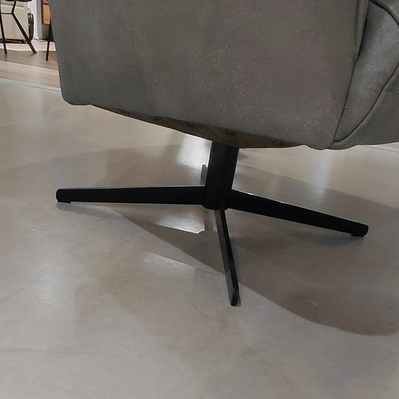 Image 1 of Poltrona Henders & Hazel Carola