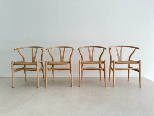 Carl Hansen CH24 Wishbone (Haya jabonosa) – Como nuevo