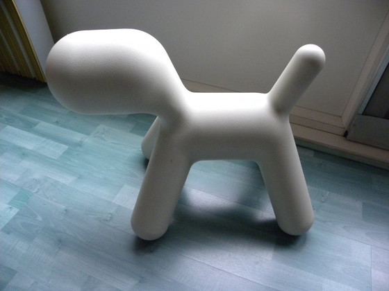Magis Puppy, Design Sculpture by Eero Aarnio – Plastic (photo 7 of 15)