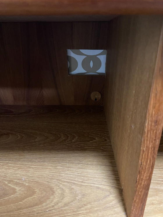 Image 1 of Mobile basso/TV vintage di Dyrlund con ante a serrandina