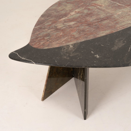 Tavolino Scultoreo Postmoderno in Marmo – Mobili, Marble, Stone (photo 5 of 7)