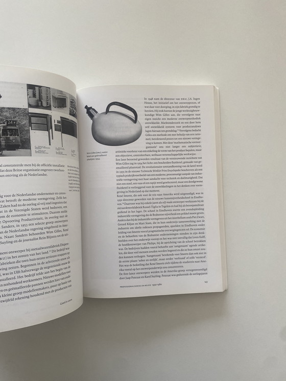 Image 1 of Goed in vorm: Honderd jaar ontwerpen in Nederland