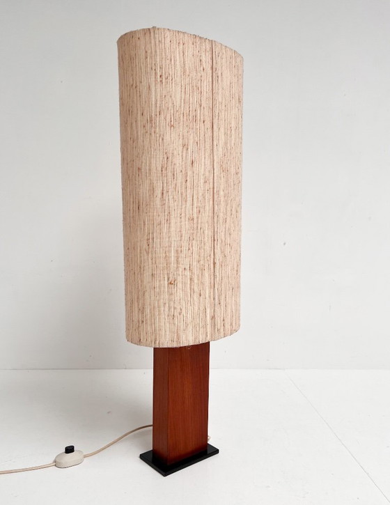 Lámpara de teca de mediados de siglo, 98 cm, década de 1970. – Lámparas de pie, Metal (photo 6 of 11)
