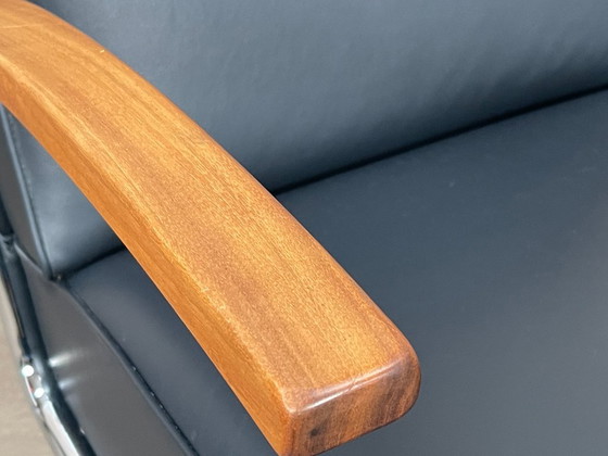 Image 1 of Thonet S411