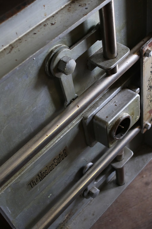 Old USA Safe "The Mosler Safe Co".