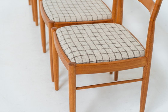 Image 1 of Ensemble de 4 chaises de salle à manger par H.W. Klein pour Bramin (Danemark, années 1960).
