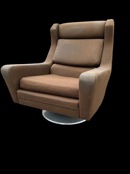 Large Airborne Swivel Chair