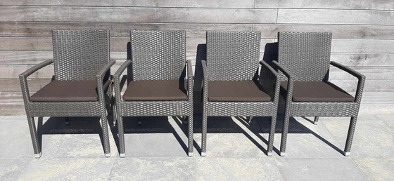 Image 1 of 4 sillas de patio apilables con cojines