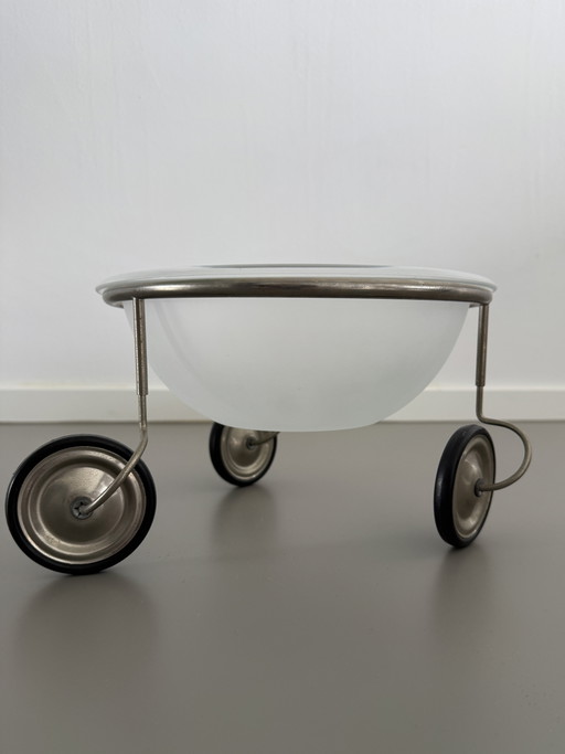 Glass fruit bowl “Fruit on Wheels” by Arnout Visser, Designum.