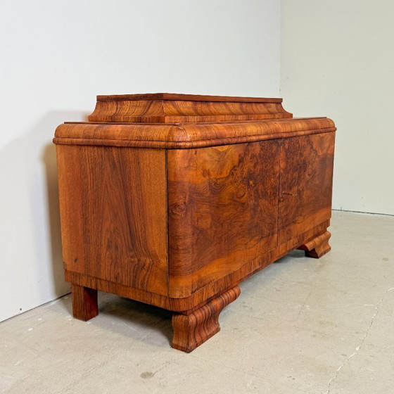 Image 1 of Armario antiguo de nogal estilo Art Déco