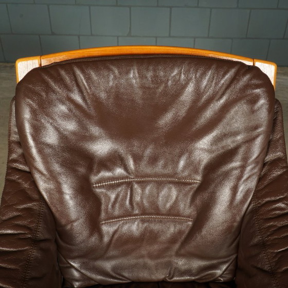 Danish Design “Apollo” Armchairs – Svend Skipper – 1970s – Plastic, Wood (photo 4 of 13)