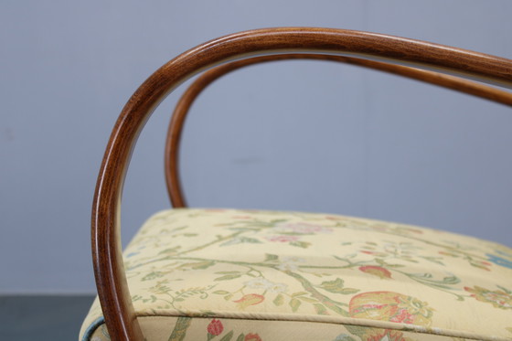 Image 1 of 1950er Jahre Überholter Jindrich Halabala Sessel, Tschechoslowakei