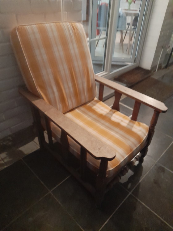 Image 1 of Vintage tuinstoel in hout met kussens