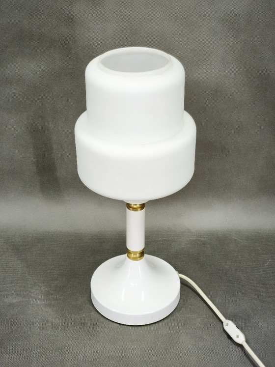 Drukov Opalglas- und Messing-Tischlampe, Tschechoslowakei, 1970er Jahre – Tischlampen, Metal (photo 2 of 9)