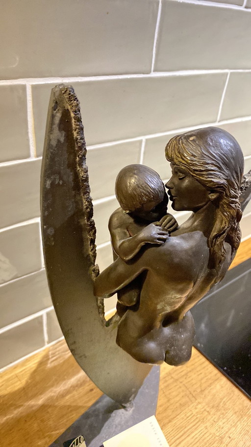 Bronze Ebano Manuel Vidal Torrens Mothers Happiness 1000/3999