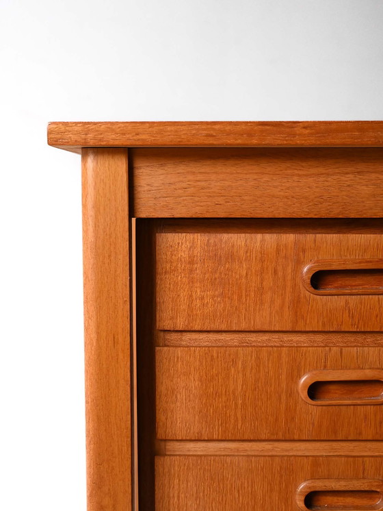 Image 1 of Bureau scandinave en teck avec trois tiroirs, années 1950/60