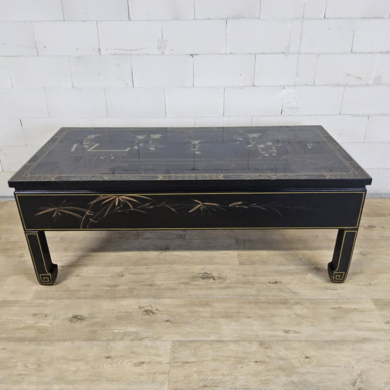 Image 1 of Tavolino da caffè cinese d'epoca / Tavolino da caffè orientale (mobili laccati) Chinoiserie / scena tradizionale