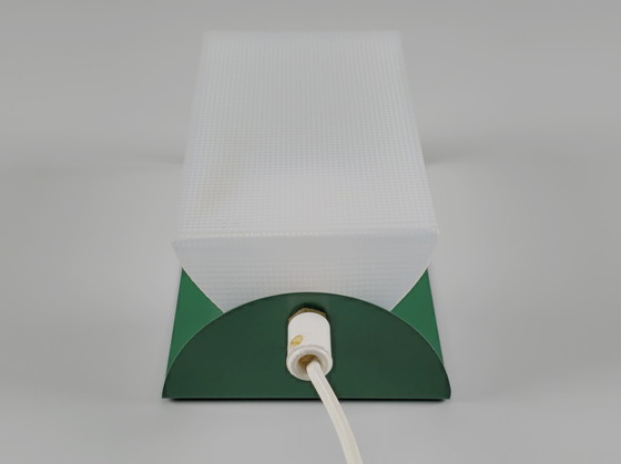 Image 1 of Lampada da parete vintage LORENTZONS degli anni '80 con diffusore in metallo verde e acrilico testurizzato: luce notturna mo