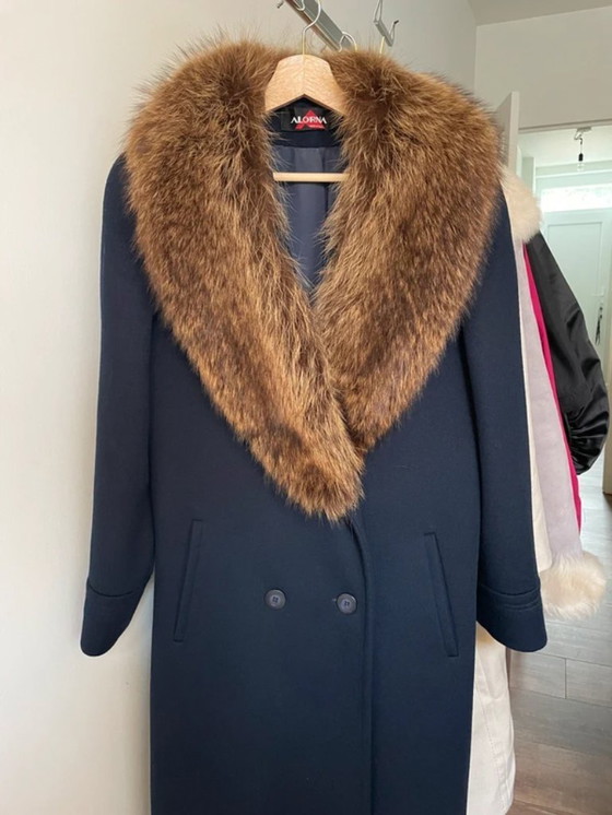 Image 1 of Vintage Royal Luxury: Alorna by Forstmann coat with a giant fur collar