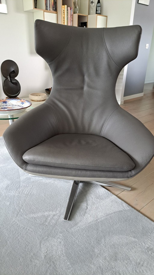 Fauteuil et ottoman Leolux Caruzzo