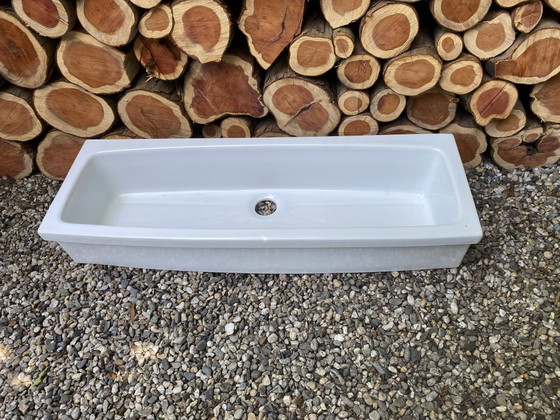 Image 1 of Lavabo antico in ceramica vintage - lavabo scolastico – 101 x 35 cm