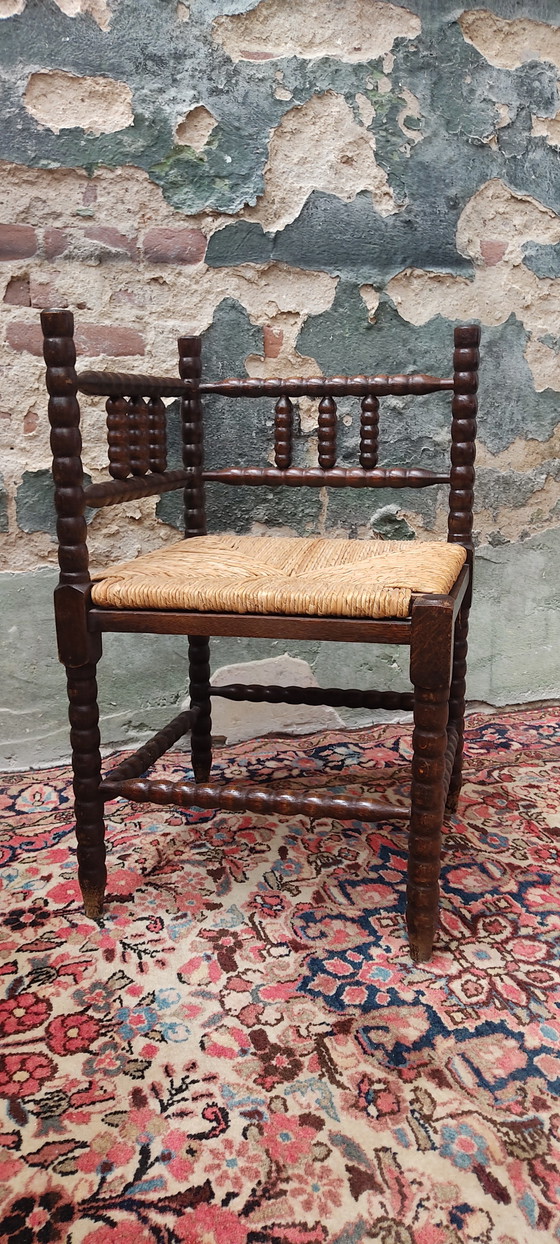 Image 1 of CLASSIC BOBBIN CORNER CHAIR
